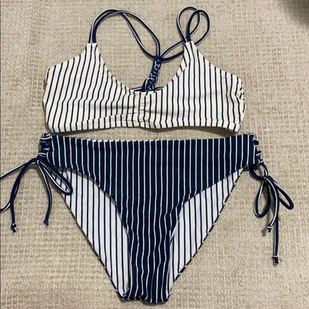 Bathing suit